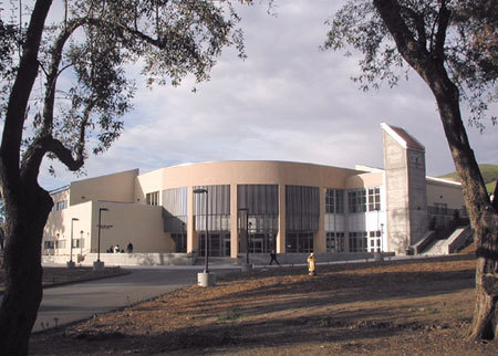 美国奥龙尼学院(弗里蒙特)