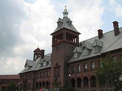 美国阿罗伊修斯山学院(克莱森)