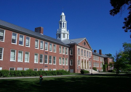 美国纽约州立大学布洛克波特分校(布洛克波特)