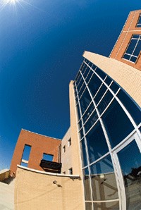 美国尤蒂卡学院(尤蒂卡)