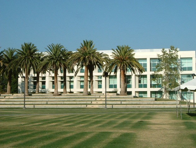 美国加州州立大学北岭分校(北岭)