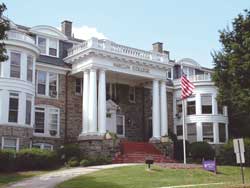 美国哈尔科姆学院(布莱恩马尔)