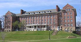 美国洛拉斯学院(迪比克)
