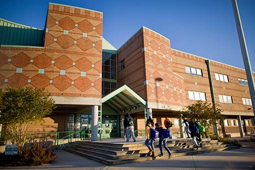 美国新奥尔良大学(新奥尔良) 美国新奥尔良大学(新奥尔良)