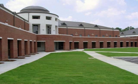 美国南部联盟州立社区学院（瓦德里）