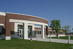美国里奇沃特学院(威尔玛)
