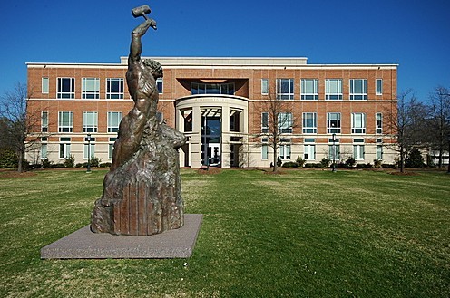 美国北卡罗莱纳大学阿什维尔分校(阿什维尔) 美国北卡罗莱纳大学阿什维尔分校(阿什维尔)