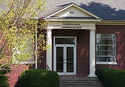 美国南方卫斯理大学(中央市)