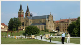 美国圣梅恩莱神学院(圣梅恩莱)