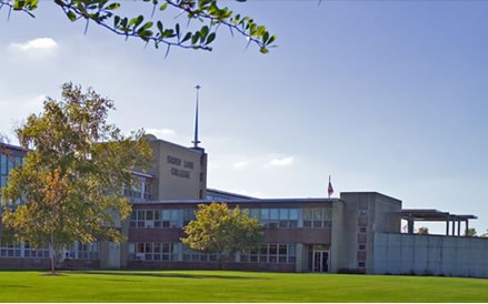 美国银湖学院(马尼托沃克)