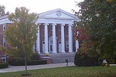 美国霍林斯大学(洛厄诺克)