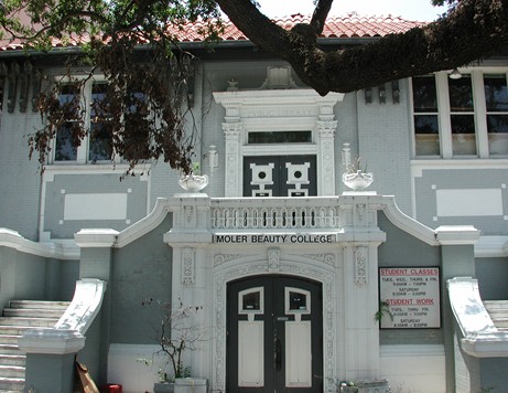 美国莫勒美容学院新奥尔良分校(新奥尔良)