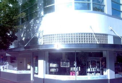 美国U.P.发型设计学院(埃斯卡纳巴)