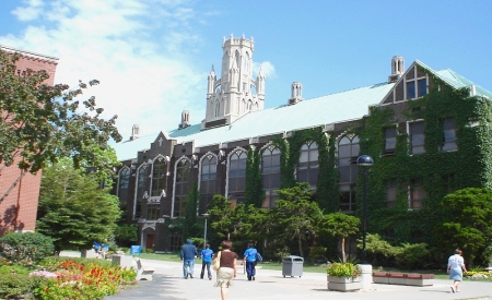 加拿大温莎大学