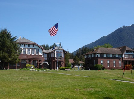 美国谢尔顿杰克逊学院(西特卡)