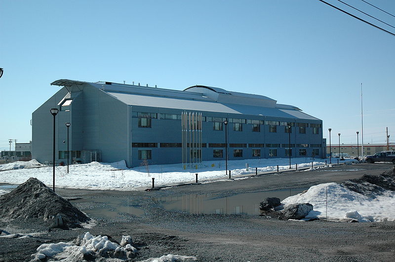 加拿大极光学院