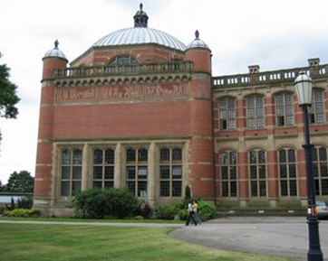英国伯明翰大学语言中心 英国伯明翰大学语言中心