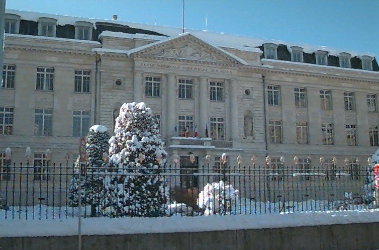 法国国立巴黎高等矿业学校
