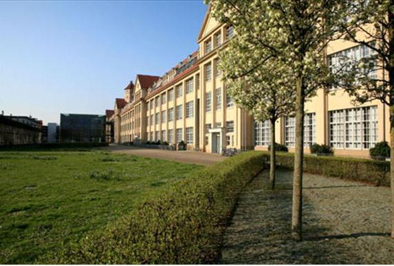 德国卡尔斯鲁厄国立设计学院_德国高校,德国大学,德国