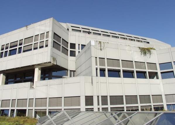 维尔茨堡-施韦因富特应用技术大学