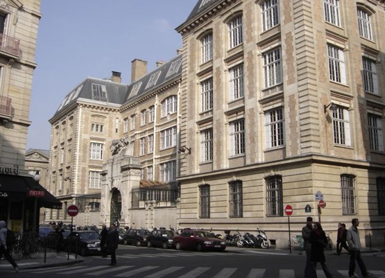 法国巴黎中央理工学校
