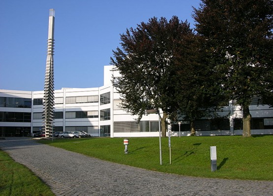 慕尼黑联邦国防军大学