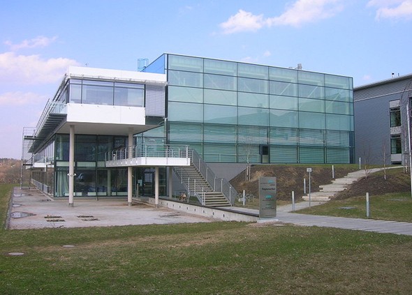 伊尔梅瑙工业大学