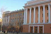 俄罗斯国立黄金与有色金属学院（卡拉斯诺亚尔斯克）