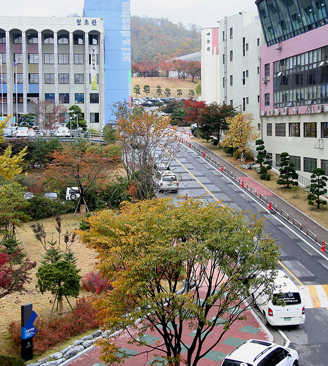 韩国暻园大学