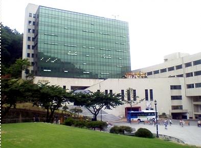 韩国灵山大学