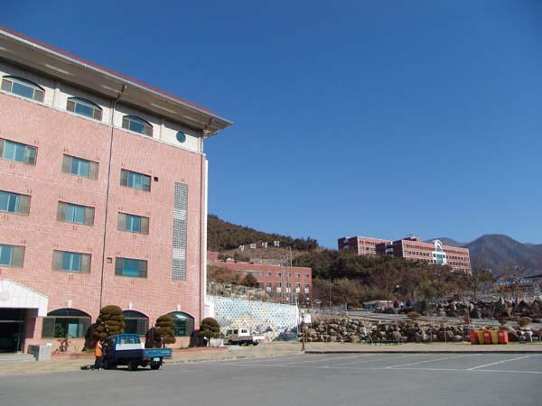 韩国圣德大学