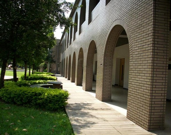 中国台湾中原大学 中国台湾中原大学