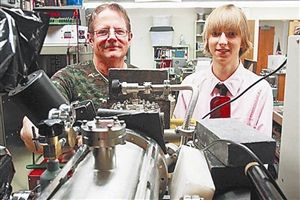 美国14岁少年建成核反应堆 10岁时曾制造炸弹