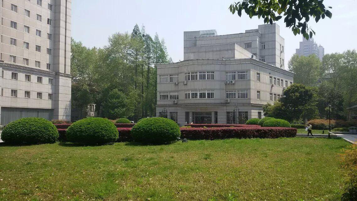 睿志凡教育