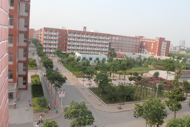 郑州东方服装设计学校