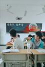 重庆一高校学生把无人机当风扇使 无人机：我也很无奈