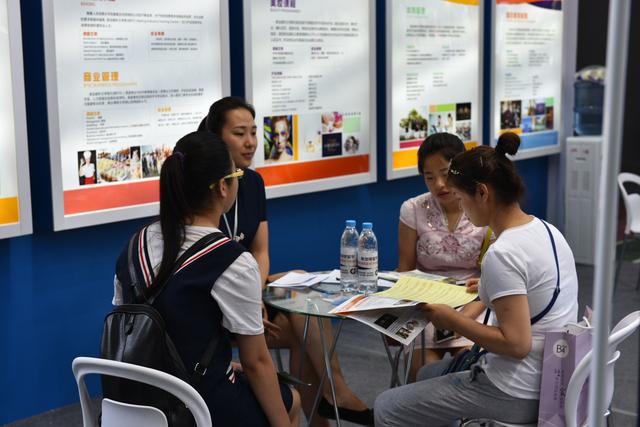 新加坡留学观光一步到位 科文教育推出暑期微留学