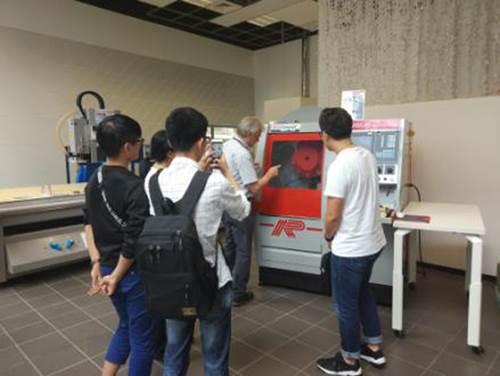 西京学院游学团赴法国学习归来