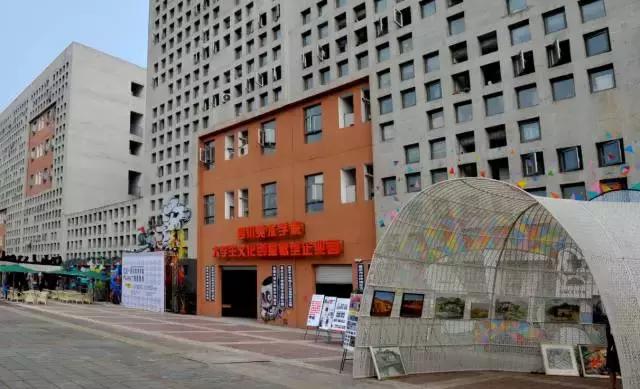 太牛啦！沙坪坝这2所高校与清华北大同列，被教育部点名