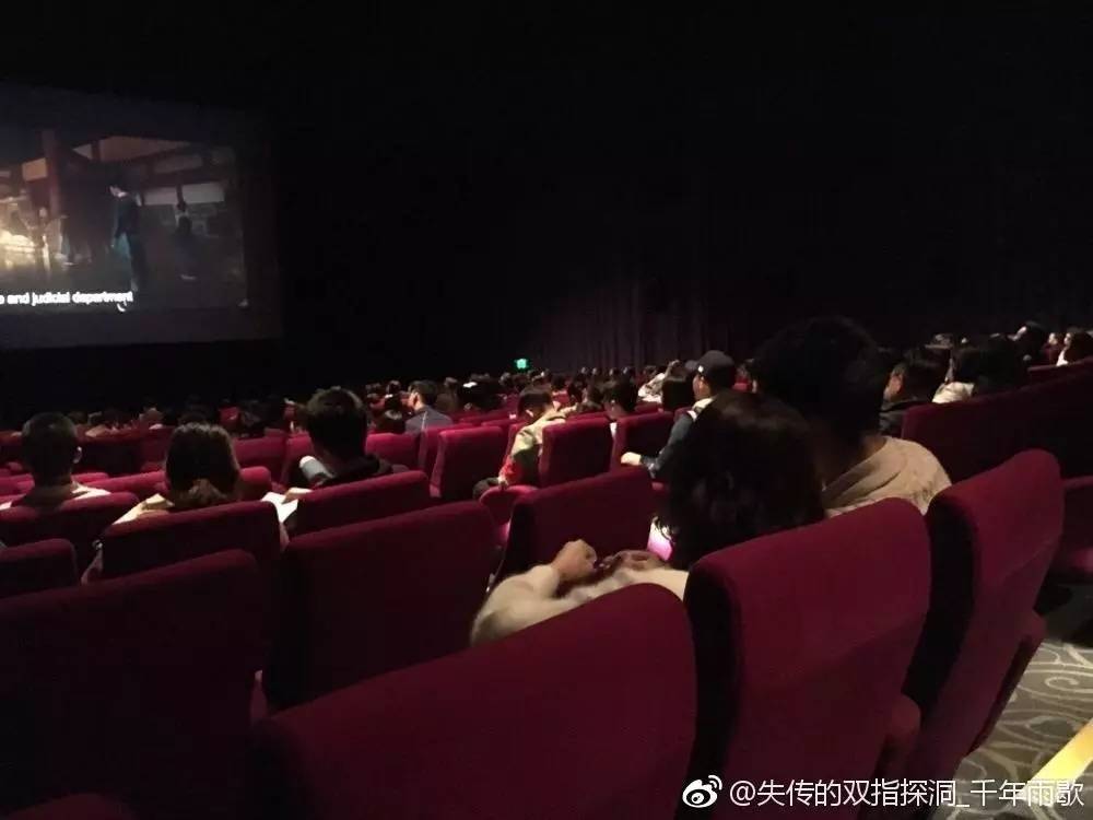 《战狼2》澳洲上映掀爱国热潮 观众集体唱国歌