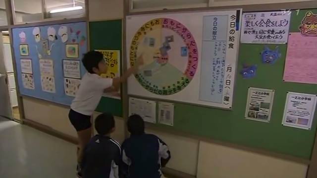 日本小学10元午餐引1300万余人观看