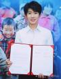 王源入选时代周刊最具影响力少年 被誉为00后标杆艺人