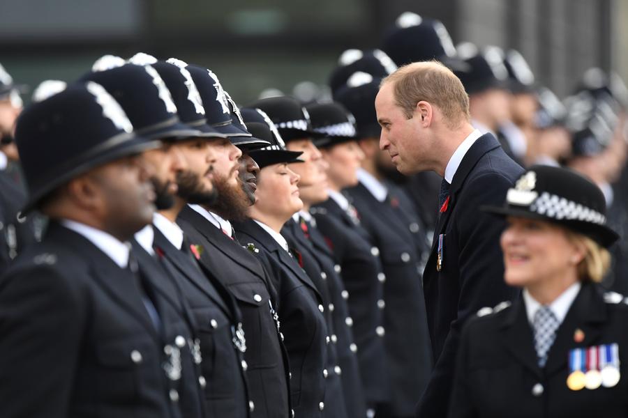 威廉王子出席警察学院毕业典礼