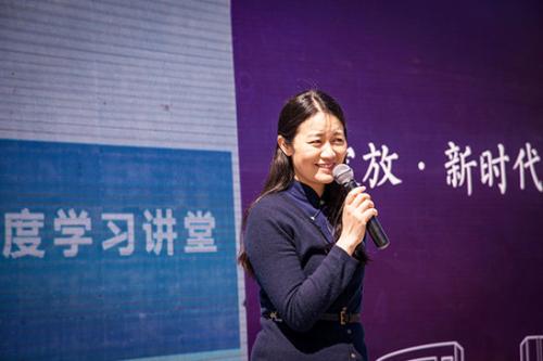 百度校园品牌部副主任计湘婷对AI课程走进天大表达美好愿景