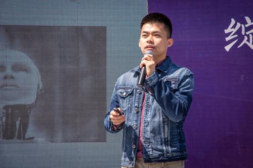 百度AI技术专家董志宏为天大学子深入浅出地详解百度PaddlePaddle深度学习开源平台