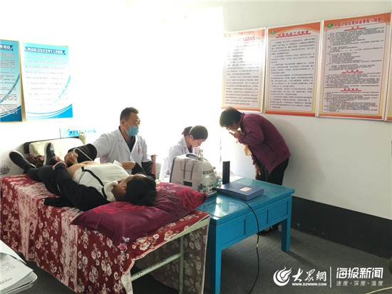 淄博职业学院志愿服务队面向社会开展健康志愿服务活动