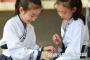 传统文化在玩耍中深植 西安市新城区后宰门小学举办“端午”活动