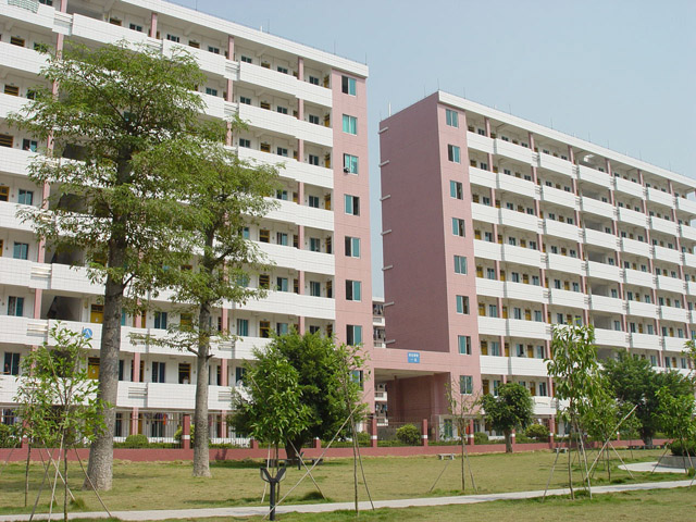 2020广东石油化工学院宿舍条件好不好-有空调否？,大学宿舍