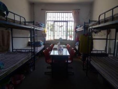 甘肃工业职业技术学院宿舍条件怎么样—宿舍图片内景