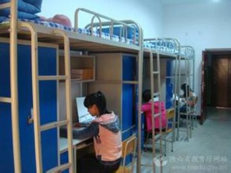 2020榆林职业技术学院宿舍条件如何有空调否宿舍图片